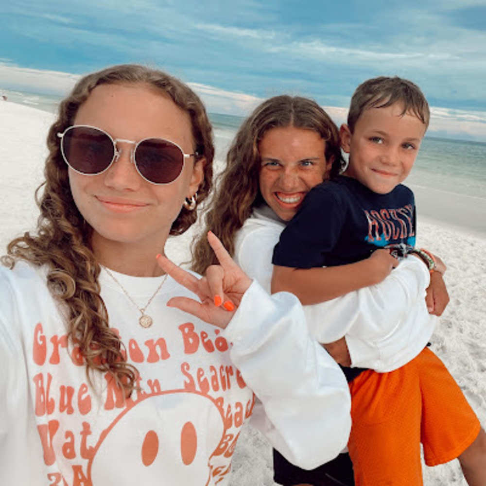 Meet your Posher, Riley